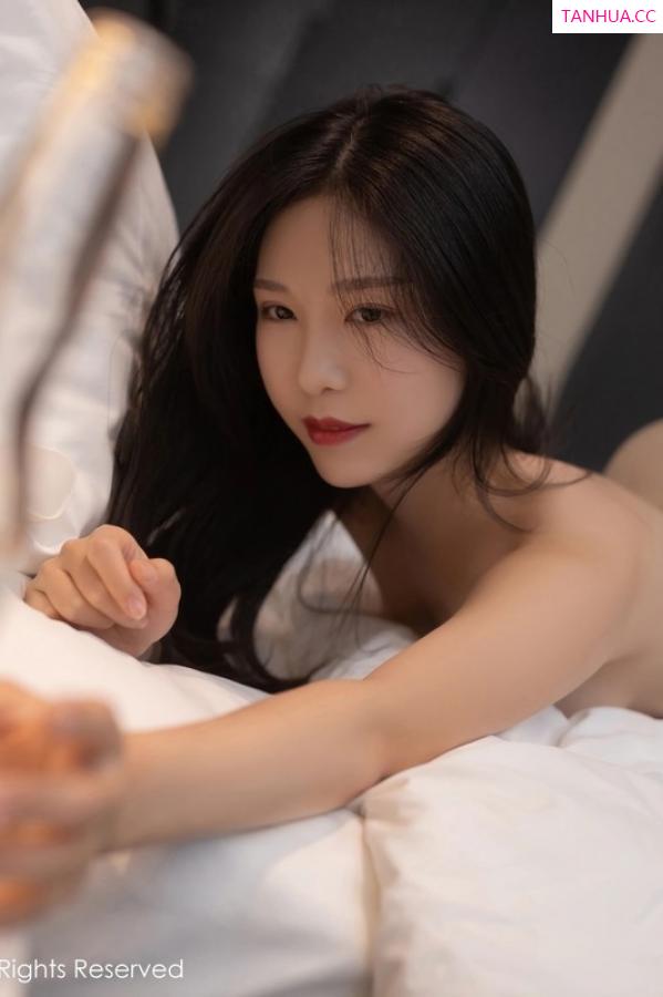陈若依 抖娘利世 [XiuRen]高清写真图 2023.03.01 No.6345 利世 短裙美腿第81张图片